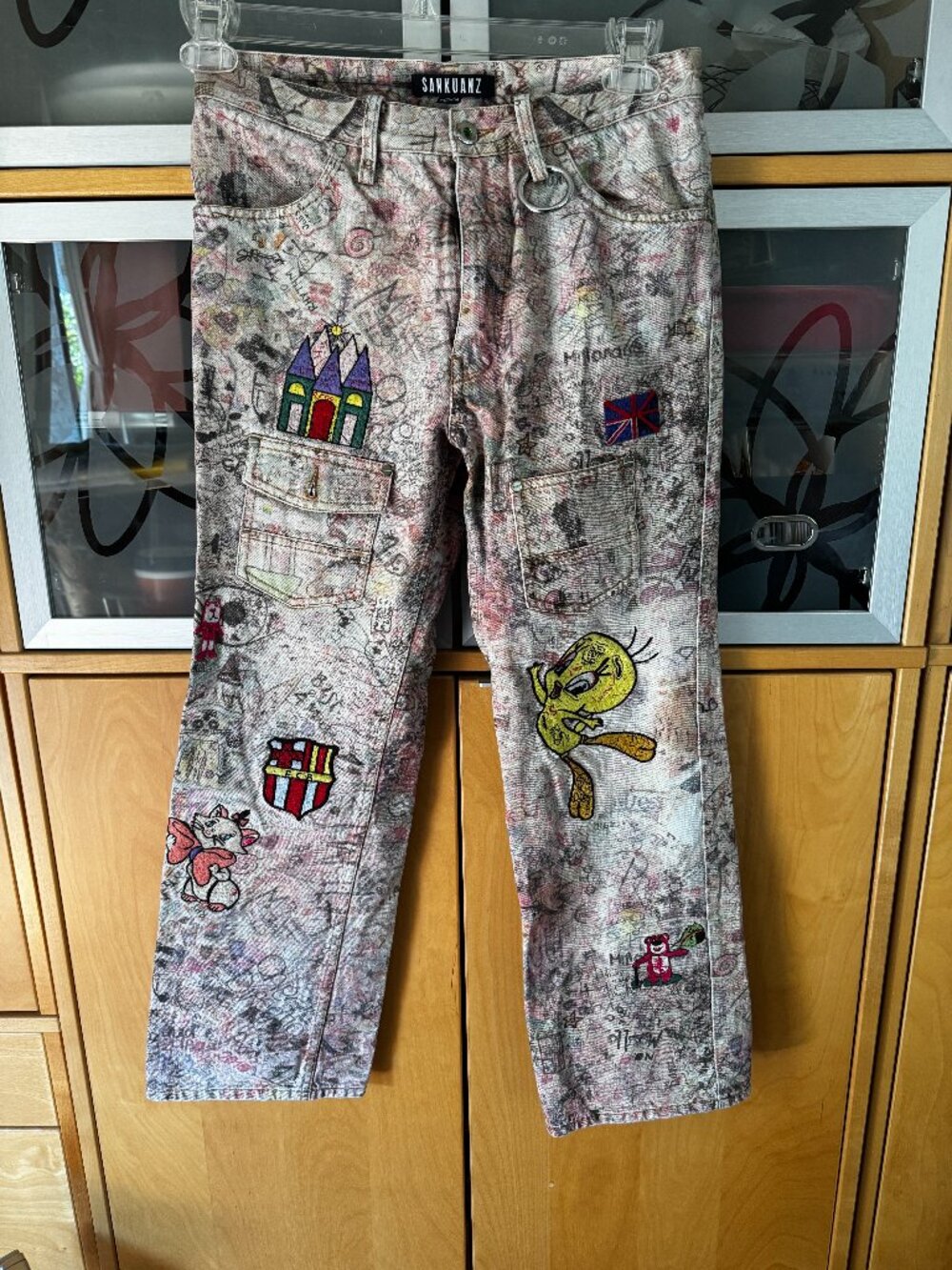 Rare SANKUANZ Designer Graffiti Embroidered Jeans – Medium